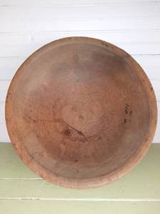 lot 1032 image: Primitive Wood Bowl