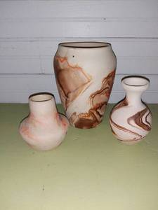 lot 1065 image: 3 Nemadji Indian Pottery Vases