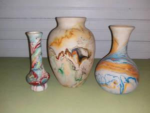 lot 1068 image: 3 Nemadji Indian Pottery Vases
