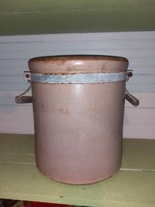 lot 1069 image: Large Stoneware Crock