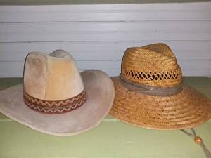 lot 1073 image: 2 Cowboy Hats