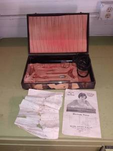 lot 33791 image: Vintage Sears And Roebuck Ozone Generator Complete Set