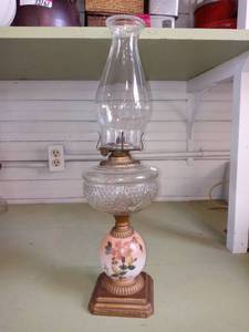 lot 33806 image: Vintage Crystal And Hand Painted Globe Kerosene Lamp