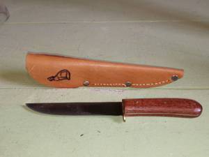 lot 503 image: Small Unmarked Camp Knife With Sheath