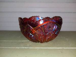 lot 1089 image: Carnival Glass Bowl