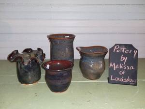 lot 1090 image: 4 Pieces of Malissa Pottery