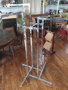 lot 1133 image: Chrome 4 Way Clothes Rack