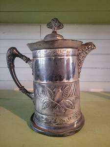 lot 1304 image: Primitive Etched Quadruplate Plated Pitcher