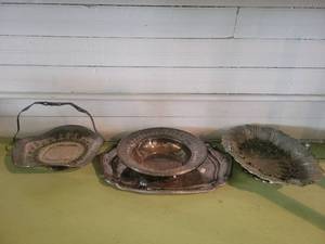 lot 1318 image: Lot of 4 Silver Plated Serving Trays