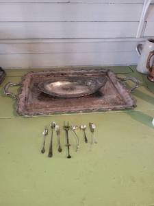 lot 1321 image: Silverplated Tray and Bowl with Miniture Serving Utensils