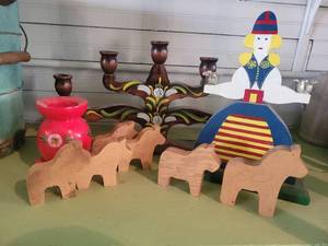 lot 1331 image: Lot of Swedish Painted Candle Holders and Wooden Horses