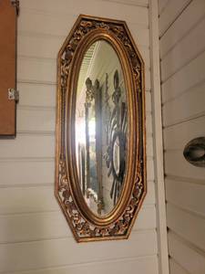 lot 1360 image: Hard Plastic Two Tone Decor Mirror