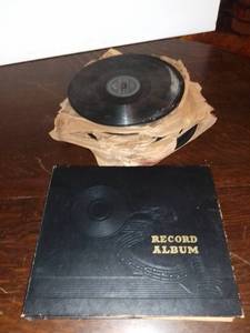 lot 20658 image: Lot of Vintage Records