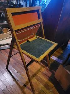 lot 20662 image: Antique Collapsable Childrens Learning Board