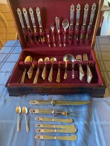 lot 201 image: 71 Piece Set of Royal Danish International Sterling Flatware