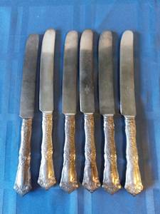 lot 206 image: Set of 6 Wallace Sterling Knives - R W & S