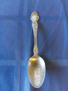 lot 219 image: Wallace Sterling Spoon - Norma
