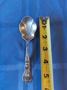 lot 225 image: Antique Sterling Sugar Spoon