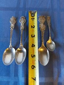 lot 231 image: 4 Sterling Missouri Spoons