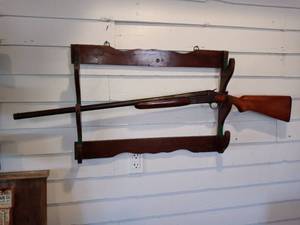 lot 453 image: Stevens Savage Model 940 12 Gauge Shotgun