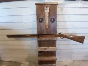 lot 475 image: Antique Spanish Eig-Eibar 9MM Black Powder Rifle