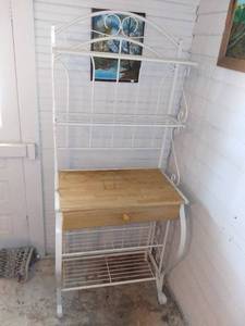 lot 20594 image: White Bakers Rack