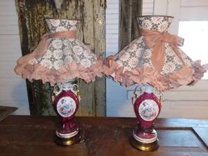 lot 20604 image: Pair of Matching Ceramic Lamps