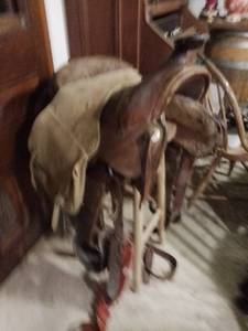 lot 20615 image: Vintage Saddle