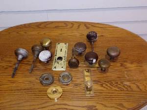 lot 33779 image: Lot Of Antique Doorknobs And Other Accessories