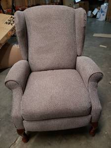 lot 4263 image: Gray Recliner