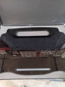 lot 31074 image: GLOSSED BLACK LAPTOP LAP DESK