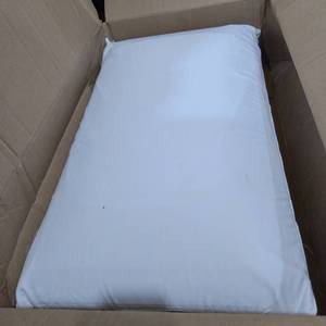 lot 31351 image: 1 JUMBO WHITE CLASSIC PILLOW