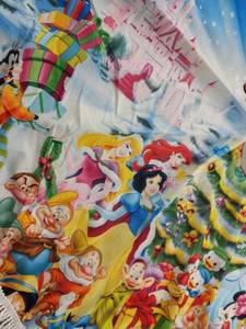 lot 3483 image: Disney Tree Skirt