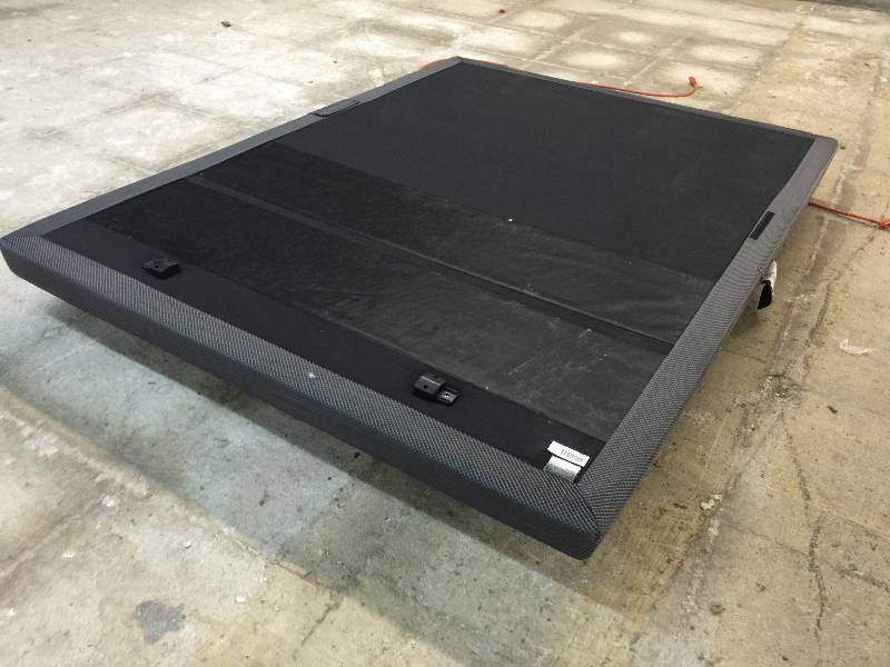 lot 9221 image: Beautyrest� SmartMotion Base powered by Sleeptracker�