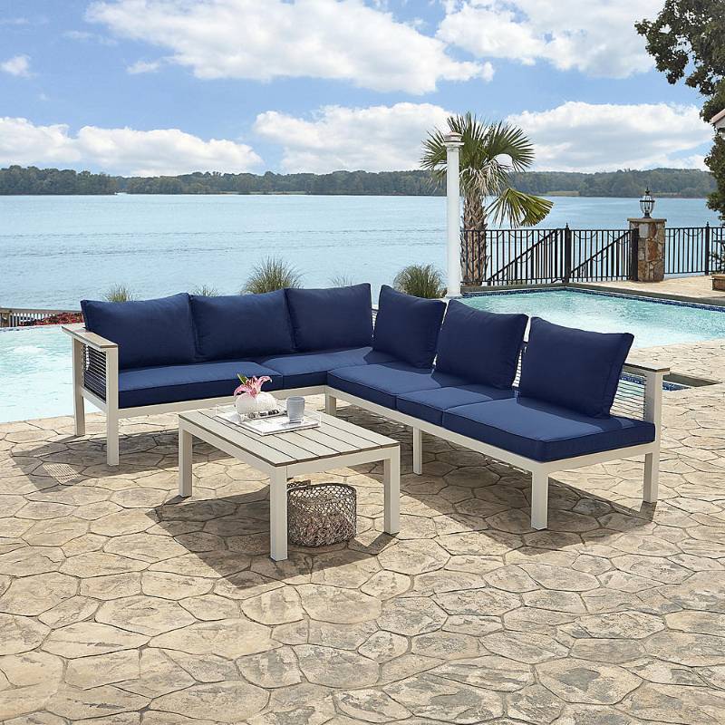 lot 9223 image: Seabrook Island 3 pc Sectional with built in Chaise from Grand Resort