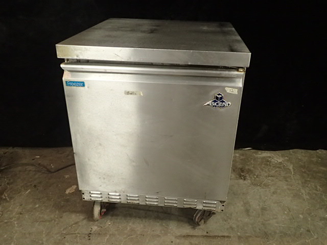 lot 19 image: 27.5in Undercounter Freezer 6 Cu.Ft. 1 Door Stainless