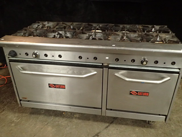 lot 22 image: Saturn 10 Burner Natural Gas Range and Double Oven