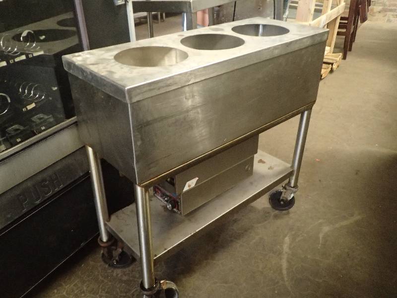 lot 63 image: Stainless WaterSoup Warming Cart