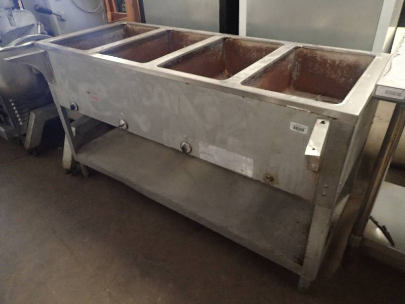 lot 80 image: Duke 4 Well Steam Table with Under Shelf
