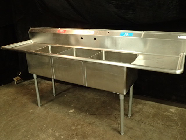 lot 94 image: Boos Stainless 3 Bay Sink w Drainboards