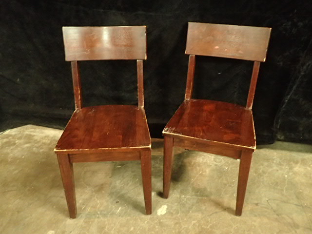 lot 116 image: (2) Wooden Dining Height Chairs