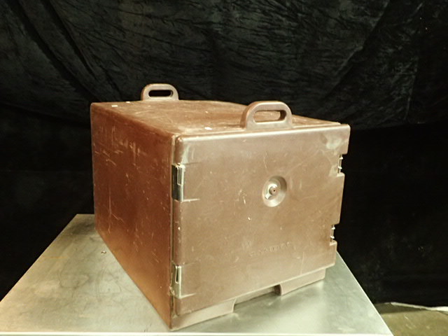lot 123 image: Cambro Insulated Full Size Insert Box