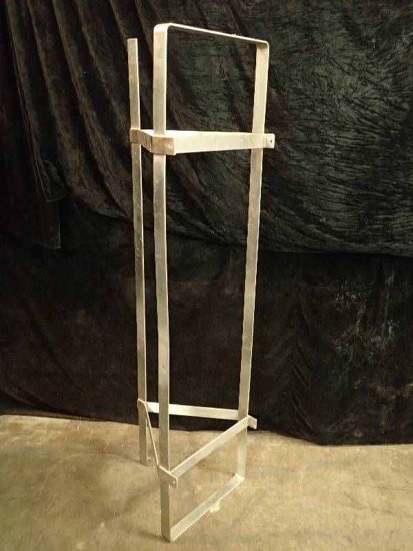 lot 128 image: Large Stainless 3 Tiered Pot Rack