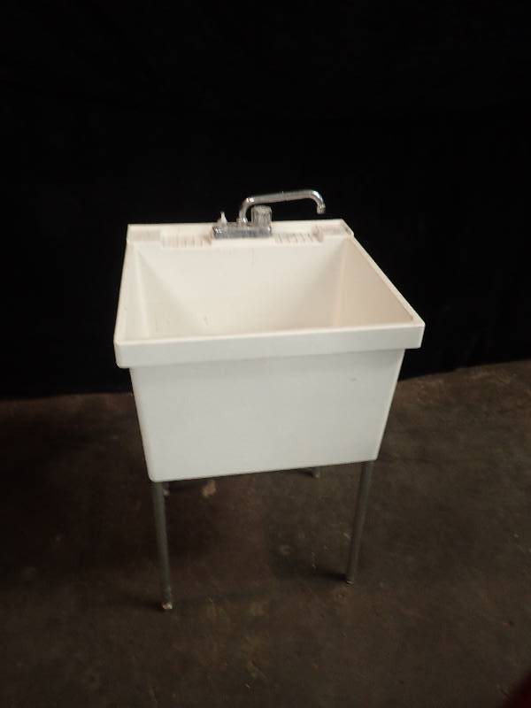 lot 129 image: Plastic MopCleansing Sink