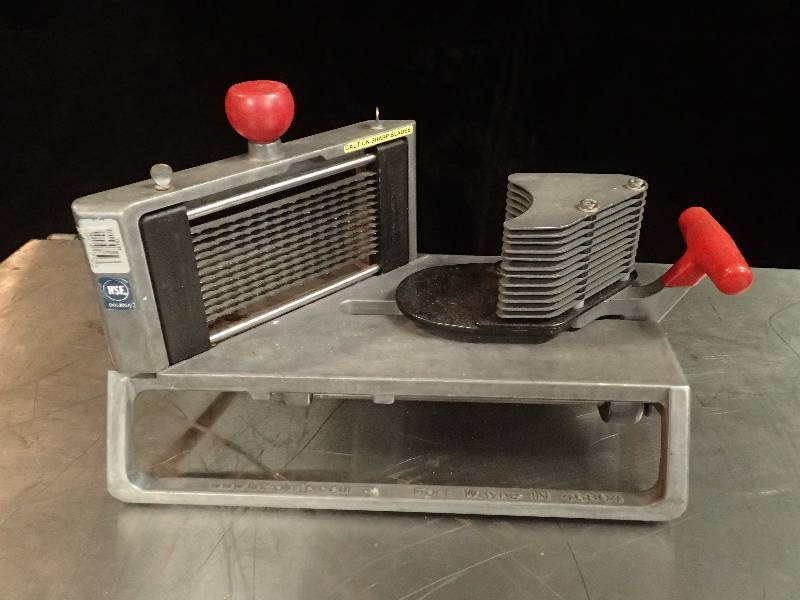 lot 141 image: Lincoln Tomato Cutter