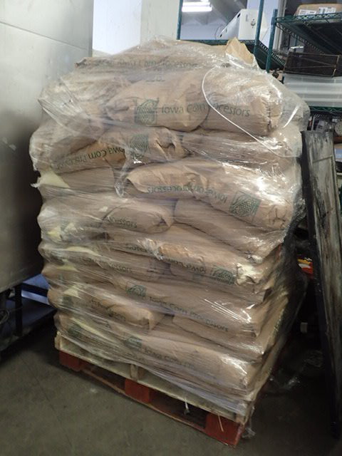 lot 172 image: Approximately 2,000lbs of Degermed Yellow Corn Products Corn Meal