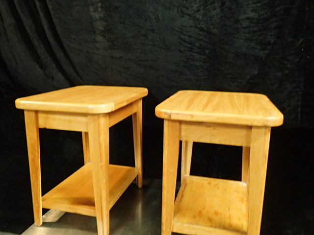 lot 102 image: (2) Solid Hard Wood End Tables