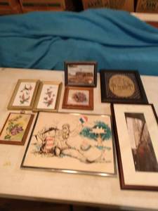 lot 4393 image: 8 framed pieces of art