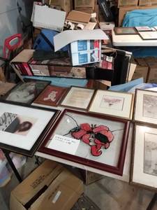 lot 4418 image: 13 pieces of framed art