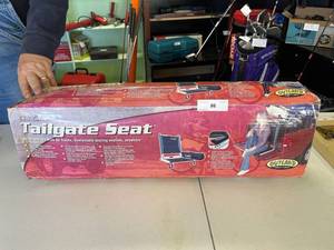 lot 86 image: Tailgate Seat